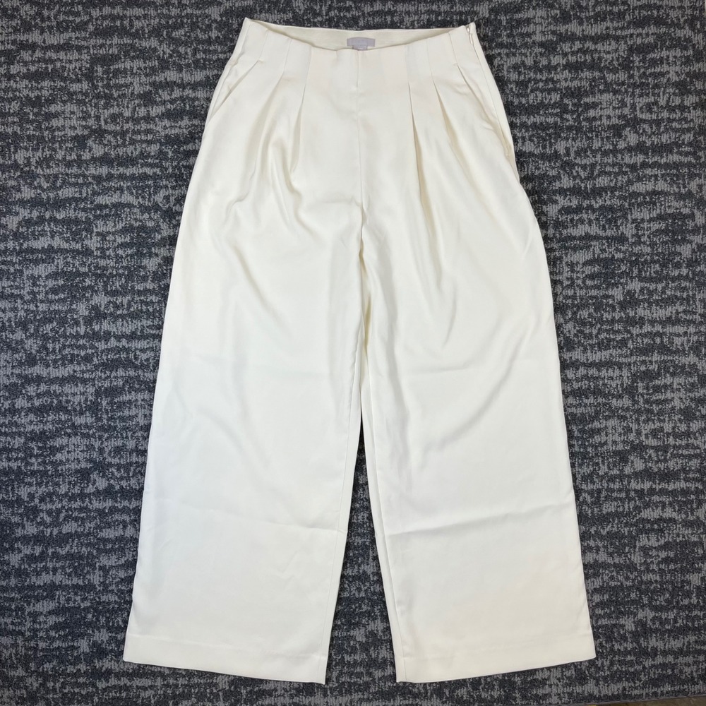 Classic High-Waist Wide Leg Pants in Off-White